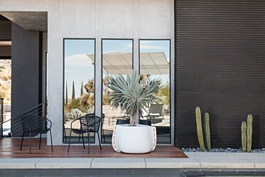 Starfire - Concrete planters